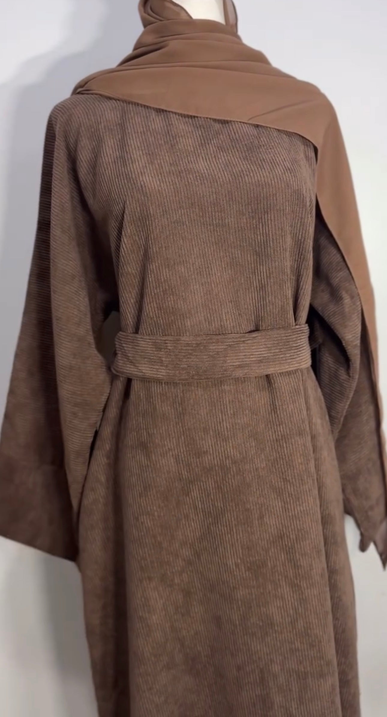 Closed corduroy winter abaya