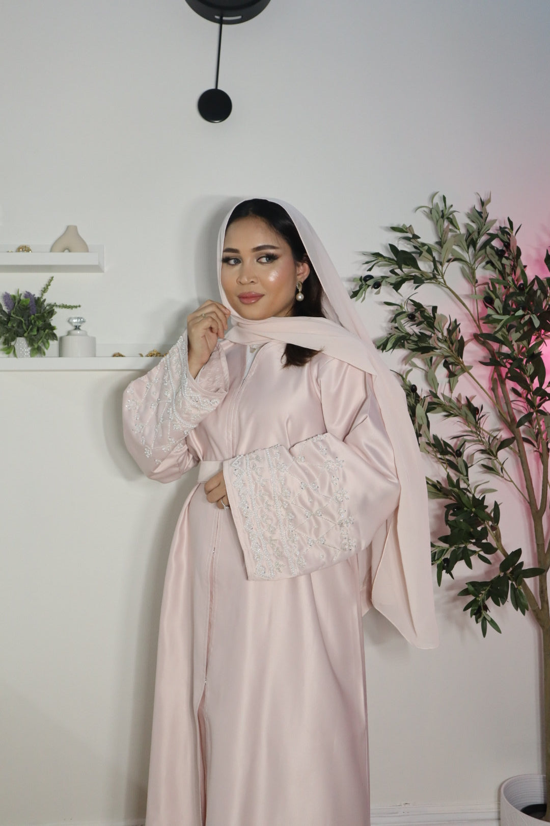 Layan Abaya