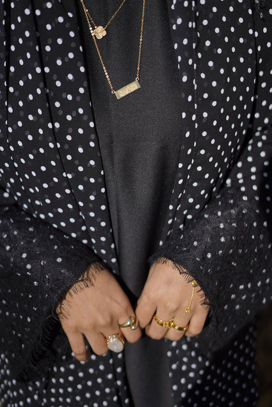 Dot & lace Abaya