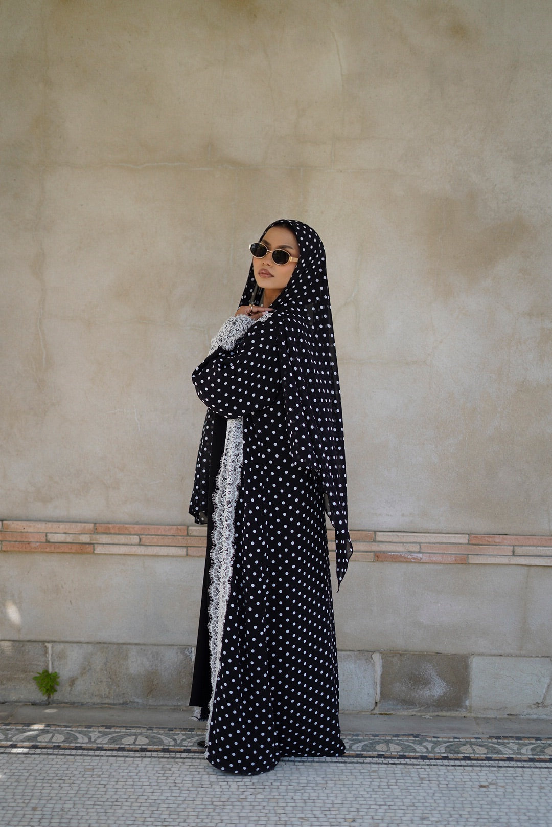 Lace polka dot abaya